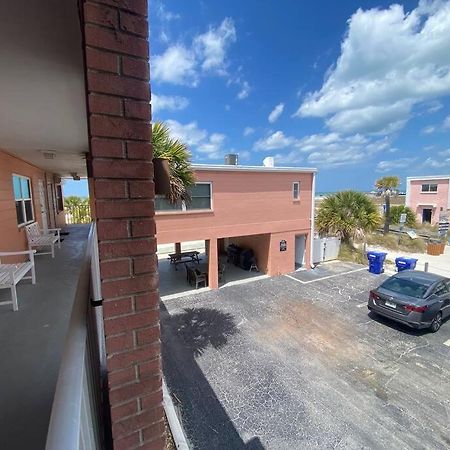 Beachfront Condo On Quiet Treasure Island- 1 Bed St. Pete Beach Zewnętrze zdjęcie